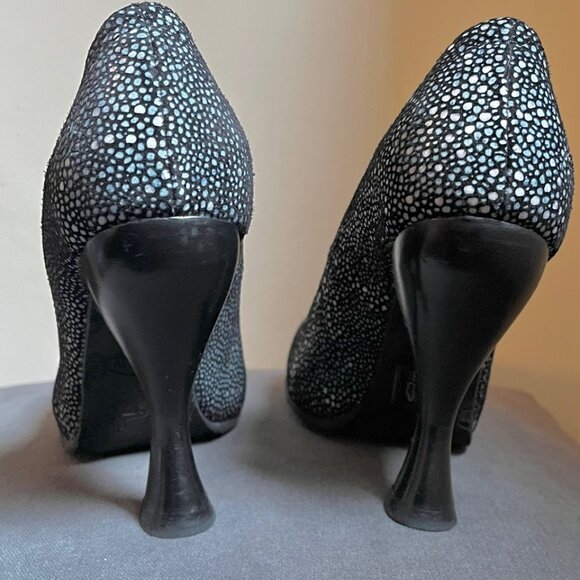 Fluevog - Paris Devilfish Shoes - Picture 3 of 6